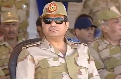 صورة للسيسي وابنته تثير الجدل في مصر